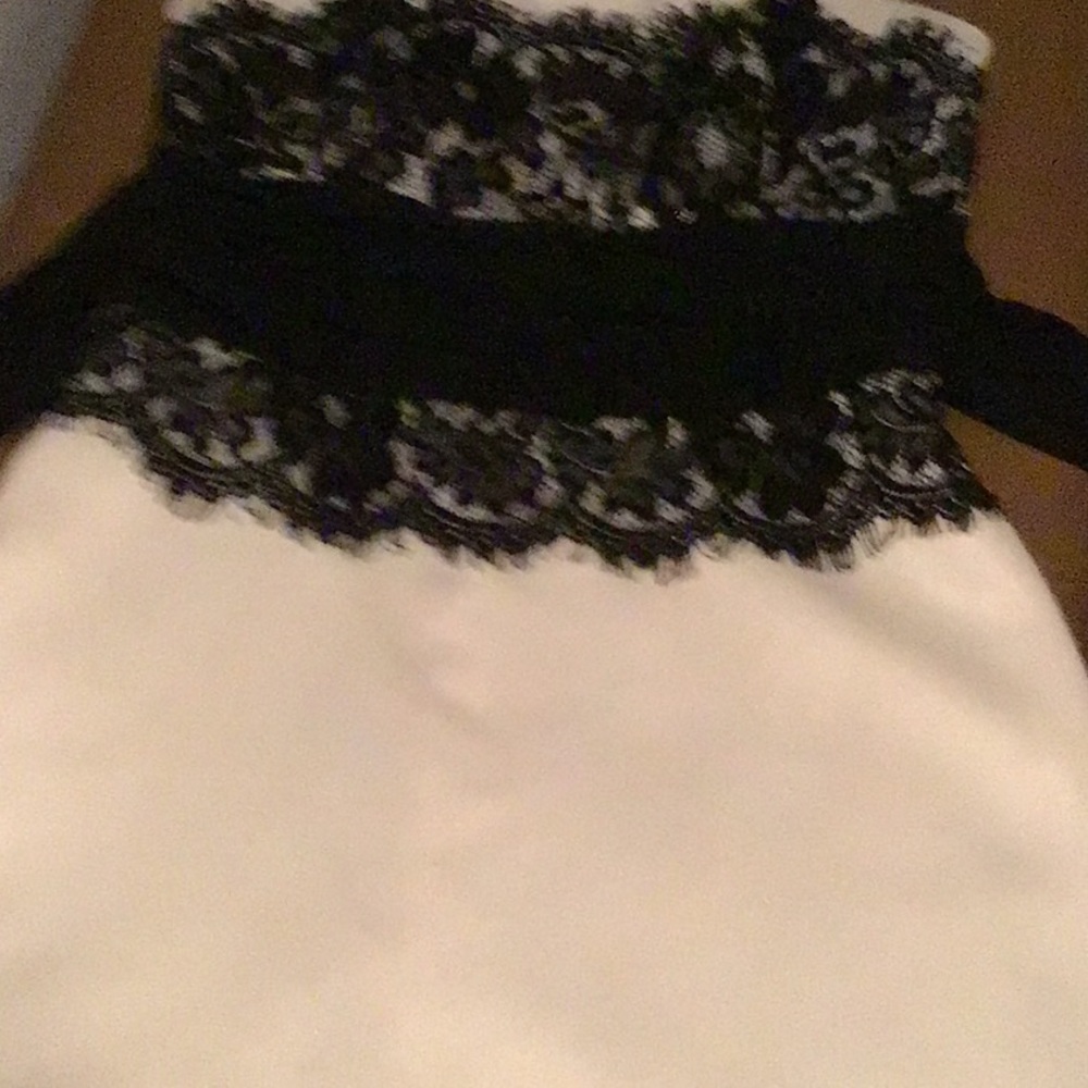 Dress - Picture 3 of 5